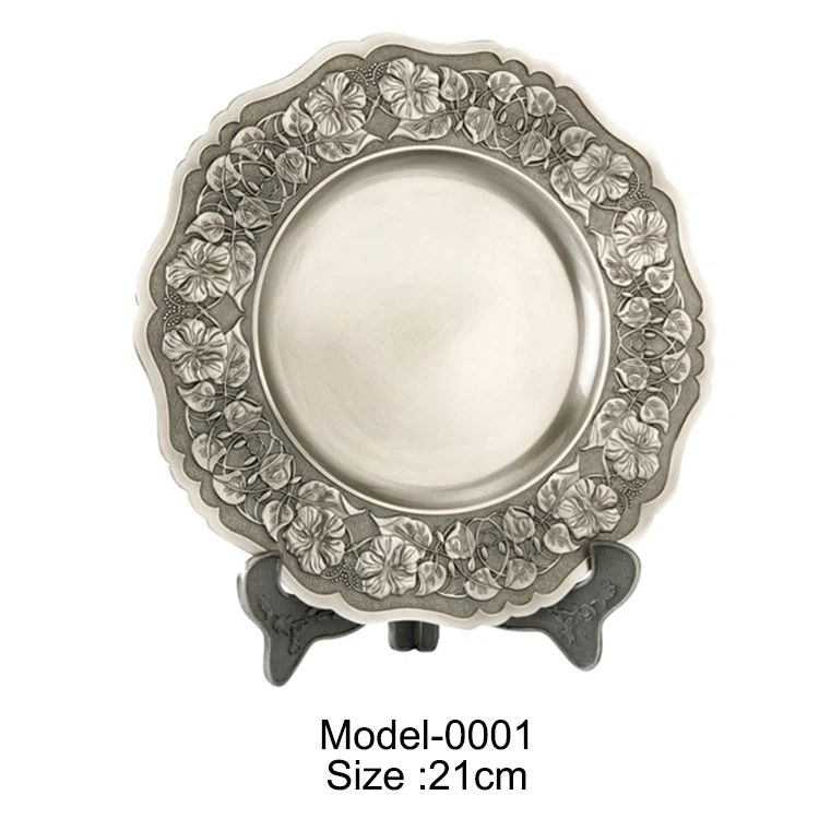 Kub Plated Hlau Souvenir Phaj Nrog Ntoo Stand Racks